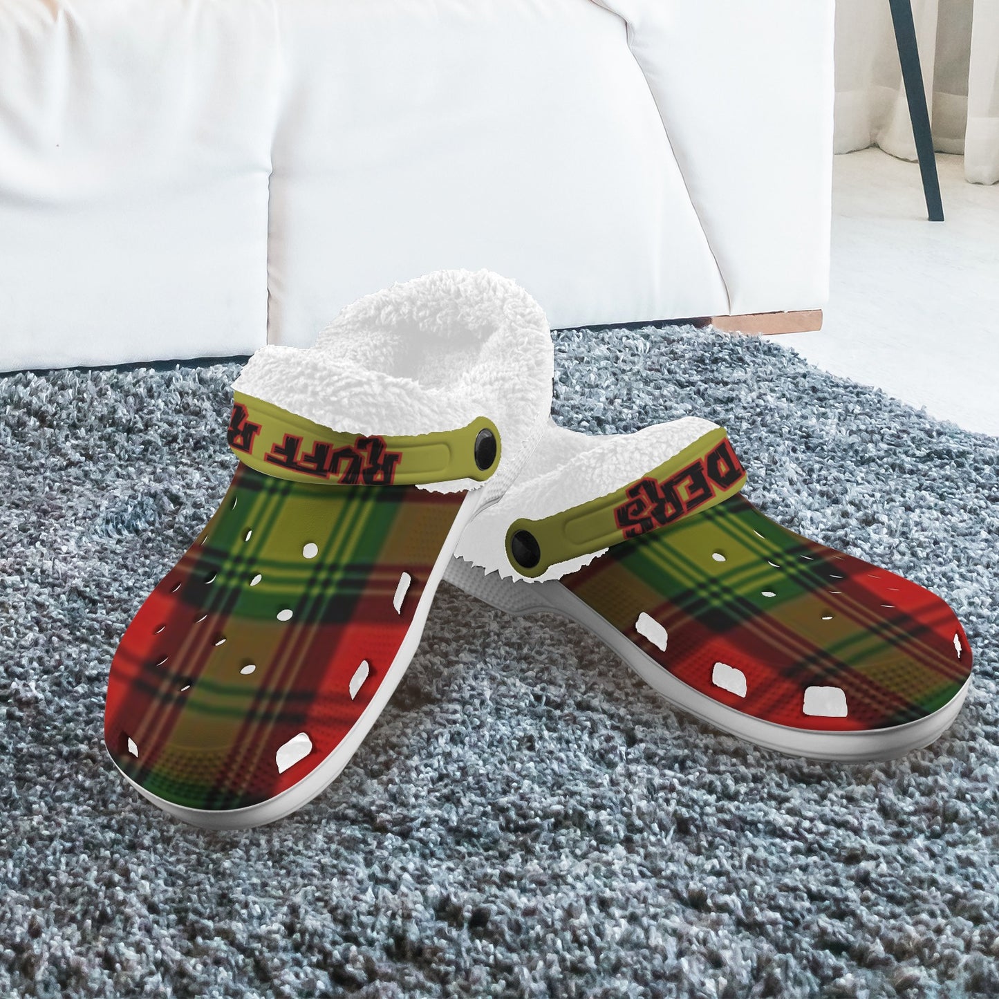 RR Christmas Fleece Lined Foam Clogs - Grinch Wht